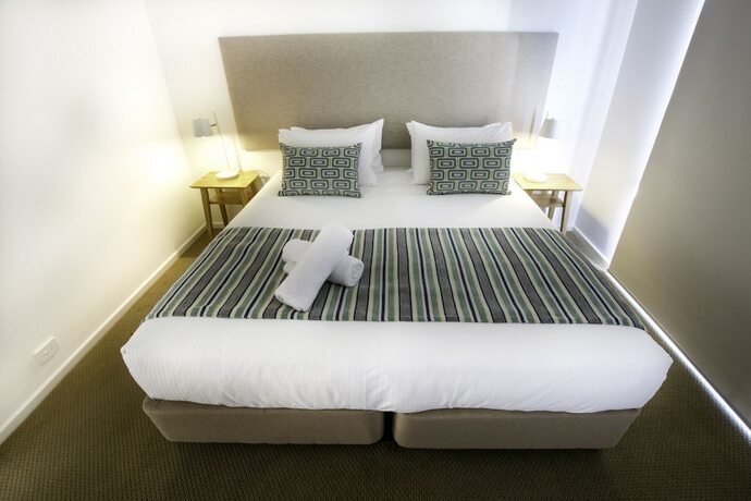 Imagen de la habitación del Hotel Phillip Island Towers. Foto 32