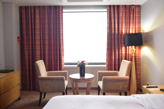 Imagen de la habitación del Hotel Philos. Foto 5