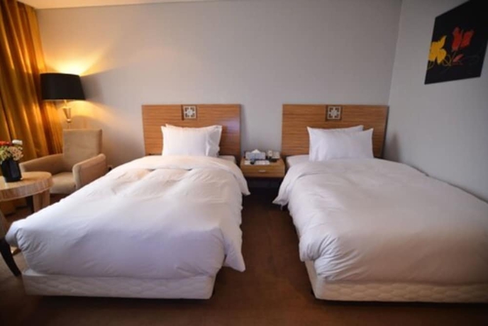 Imagen de la habitación del Hotel Philos. Foto 9