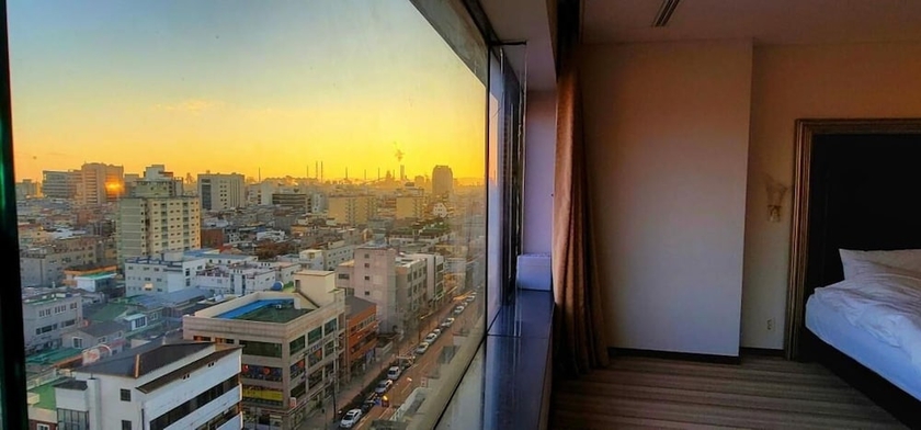 Imagen de la habitación del Hotel Philos. Foto 11