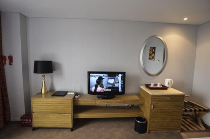 Imagen de la habitación del Hotel Philos. Foto 14