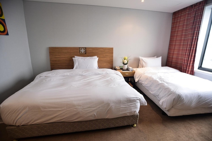 Imagen de la habitación del Hotel Philos. Foto 16