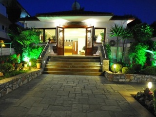 Imagen general del Hotel Philoxenia Bungalows. Foto 3