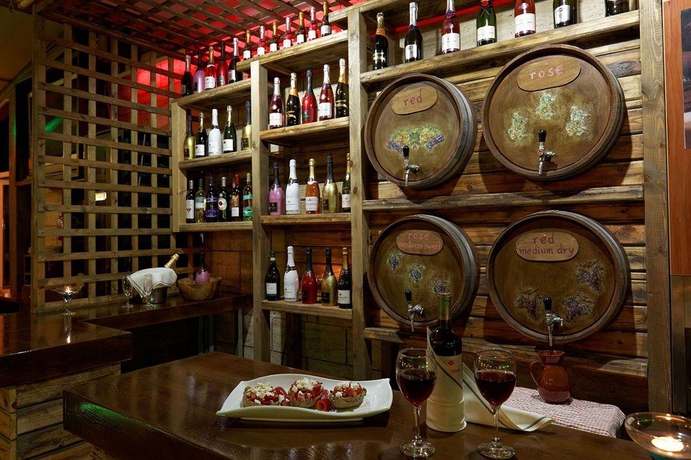 Imagen general del Hotel Philoxenia. Foto 12