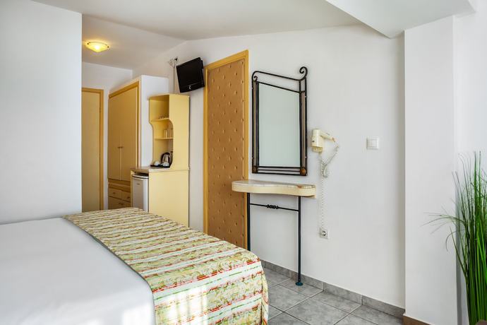 Imagen de la habitación del Hotel Philoxenia Spa. Foto 19