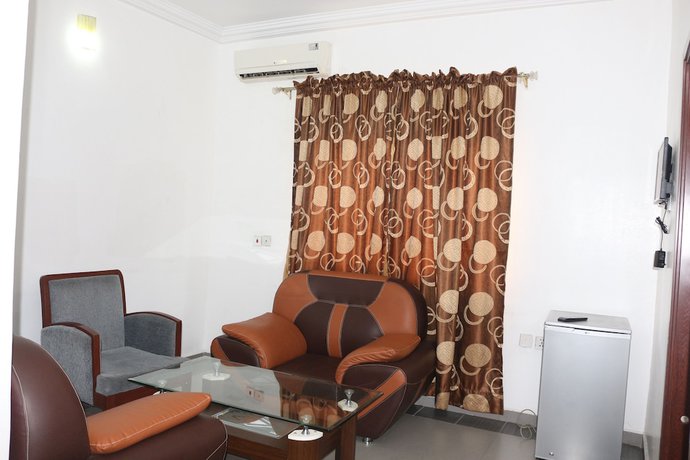 Imagen de la habitación del Hotel Phisbonds. Foto 5