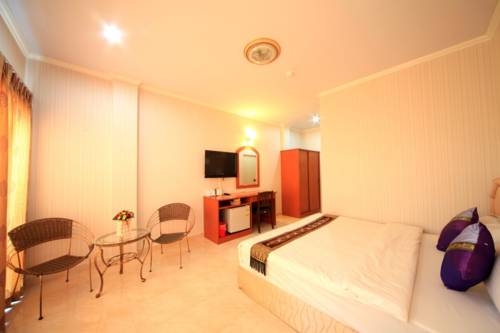 Imagen de la habitación del Hotel Phitsanulok Orchid Hotel. Foto 15