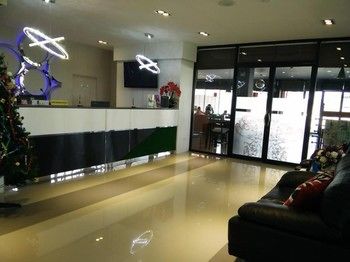 Imagen de los interiores del Hotel Phitsanulok United. Foto 15