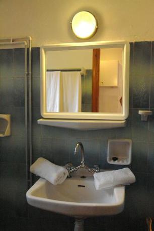 Imagen de la habitación del Hotel Phivos. Foto 6