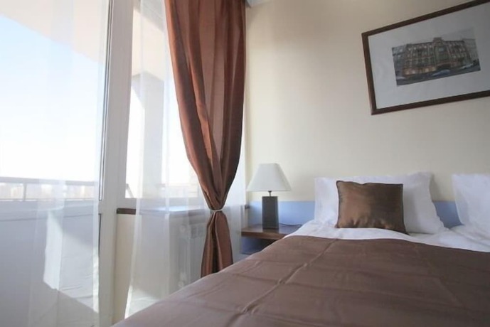 Imagen de la habitación del Hotel Phlogiston. Foto 7