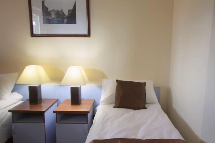 Imagen de la habitación del Hotel Phlogiston. Foto 16