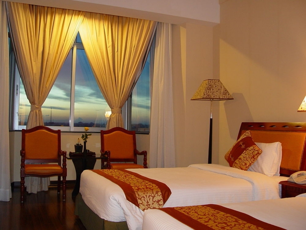 Imagen de la habitación del Hotel Phnom Penh. Foto 5