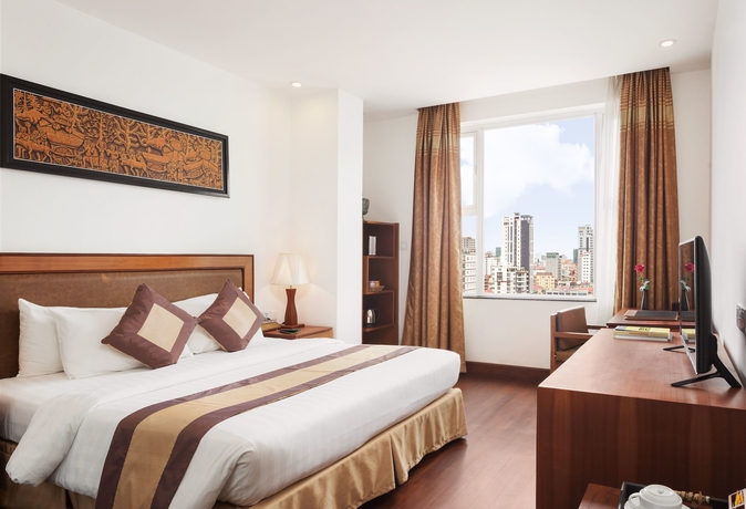 Imagen de la habitación del Hotel Phnom Penh Katari. Foto 16