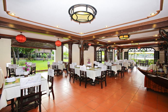 Imagen del bar/restaurante del Hotel Pho Hoi Riverside Resort. Foto 5