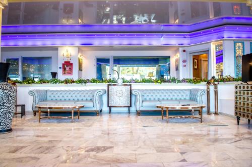 Imagen general del Hotel Phoenicia Blue View. Foto 3