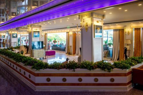 Imagen general del Hotel Phoenicia Blue View. Foto 4