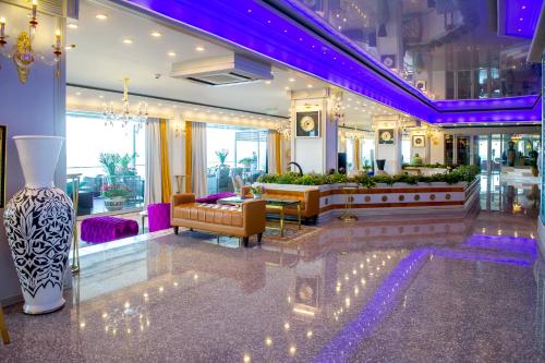Imagen general del Hotel Phoenicia Blue View. Foto 10