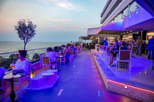 Imagen general del Hotel Phoenicia Blue View. Foto 12