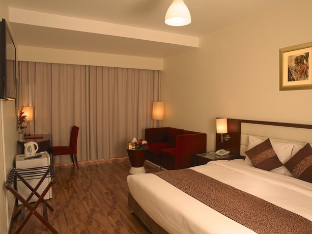 Imagen de la habitación del Hotel Phoenicia. Foto 6