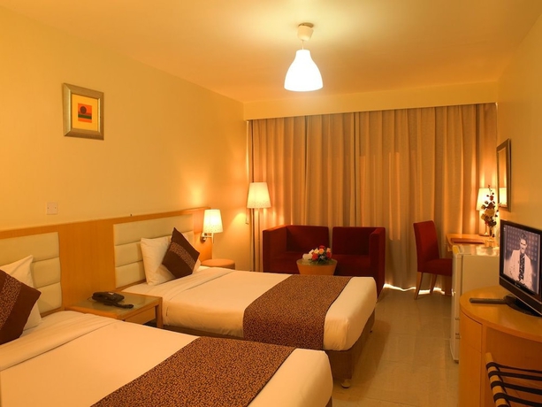 Imagen de la habitación del Hotel Phoenicia. Foto 12