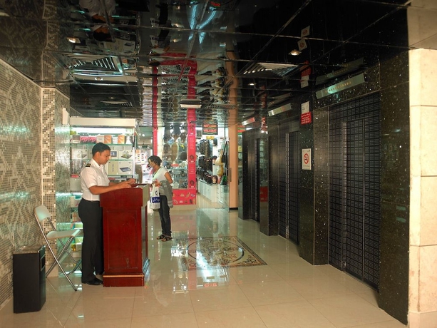 Imagen de los interiores del Hotel Phoenicia. Foto 15