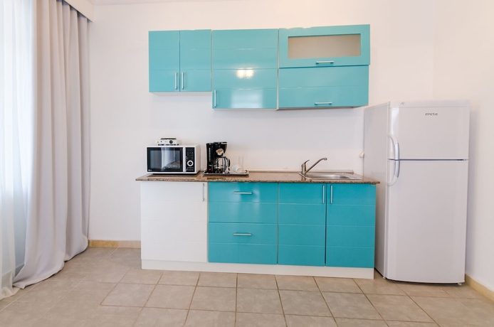 Imagen de la habitación del Hotel Phoenicia Holiday Resort. Foto 17