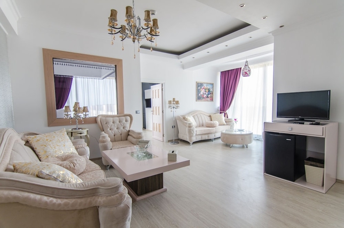 Imagen de la habitación del Hotel Phoenicia Luxury. Foto 9
