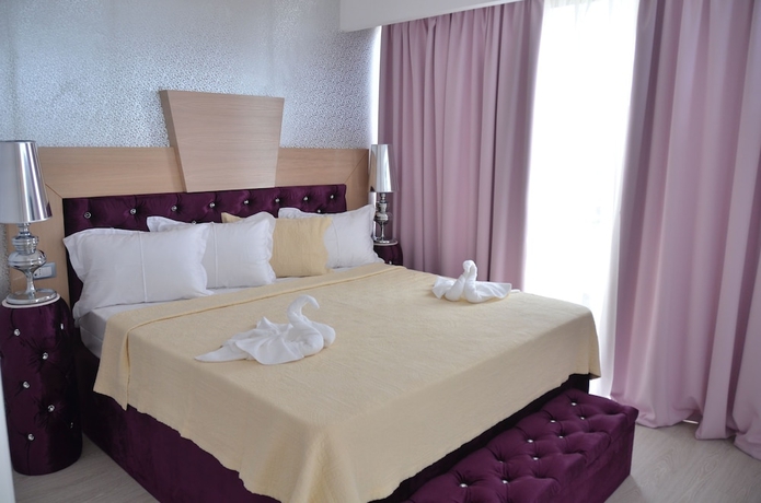 Imagen de la habitación del Hotel Phoenicia Luxury. Foto 13