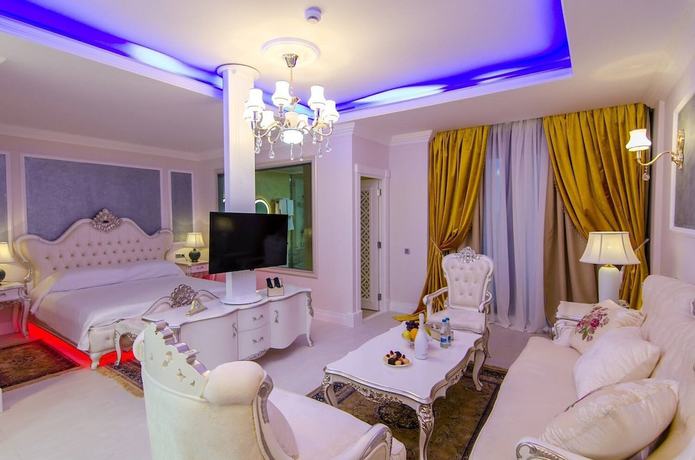 Imagen de la habitación del Hotel Phoenicia Royal. Foto 8
