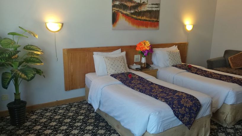 Imagen de la habitación del Hotel Phoenicia Tower. Foto 6