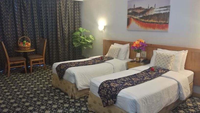 Imagen de la habitación del Hotel Phoenicia Tower. Foto 15