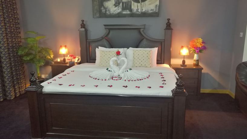 Imagen de la habitación del Hotel Phoenicia Tower. Foto 17