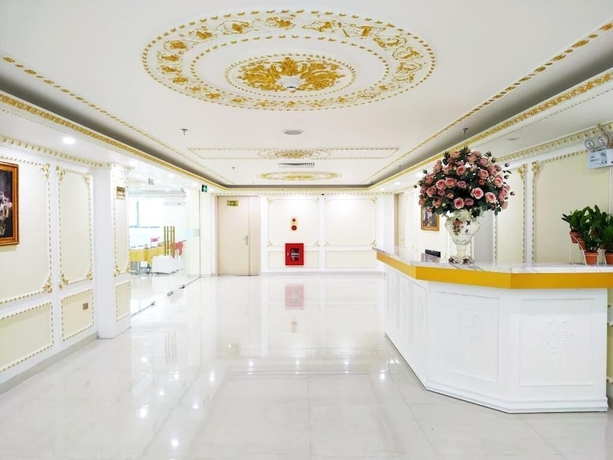 Imagen de los interiores del Hotel Phoenix 3. Foto 16