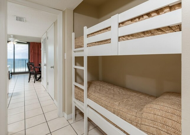 Imagen general del Hotel Phoenix All Suites. Foto 2