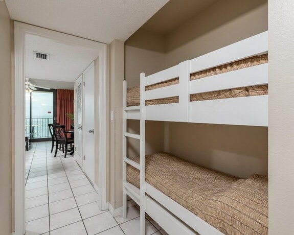 Imagen general del Hotel Phoenix All Suites. Foto 9