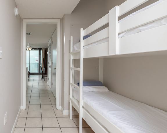 Imagen de la habitación del Hotel Phoenix All Suites West. Foto 4