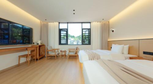 Imagen general del Hotel Phoenix Ancient City Courtyard凤凰古城庭院酒店. Foto 3