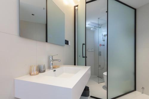 Imagen de la habitación del Hotel Phoenix Ancient City Courtyard凤凰古城庭院酒店. Foto 20