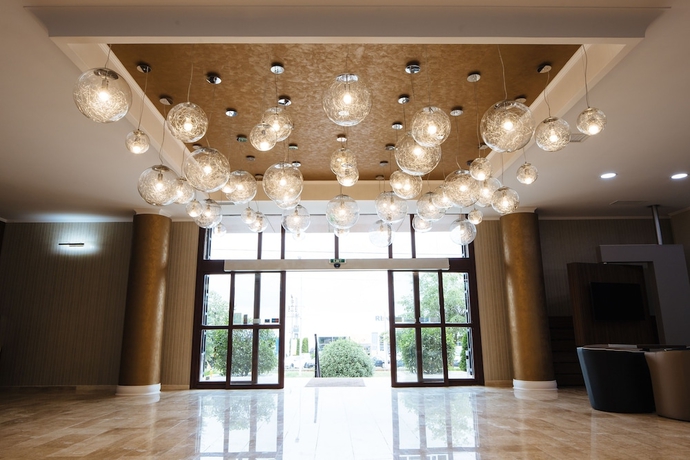 Imagen de los interiores del Hotel Phoenix, Arad. Foto 13