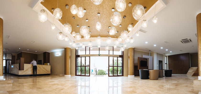 Imagen de los interiores del Hotel Phoenix, Arad. Foto 16