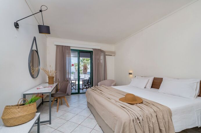 Imagen general del Hotel Phoenix Beach. Foto 7