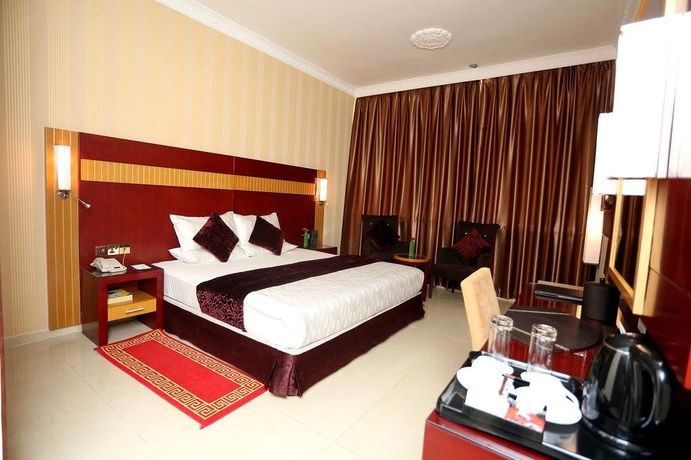 Imagen general del Hotel Phoenix, Deira. Foto 13