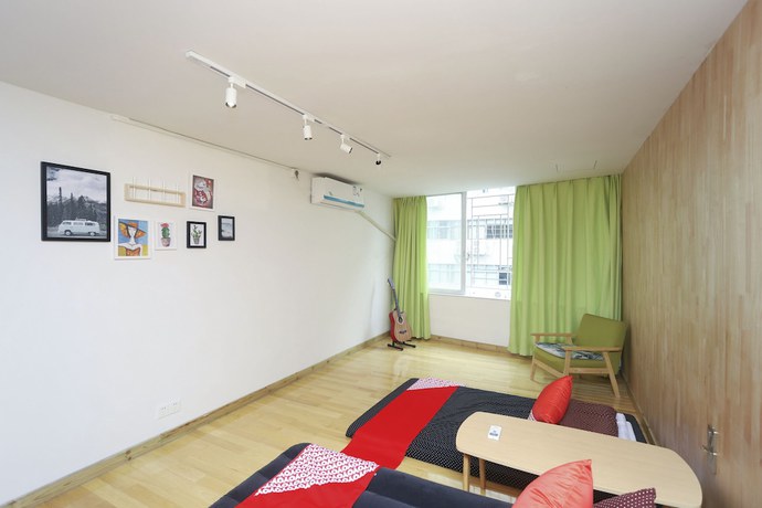 Imagen de la habitación del Hotel Phoenix Egg Youth Hostel. Foto 11
