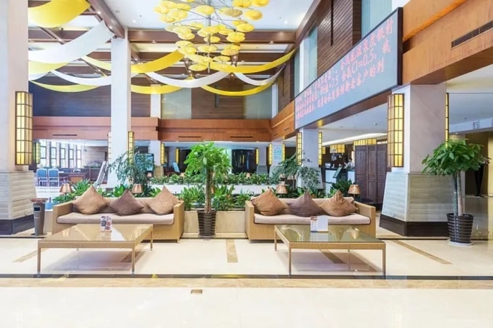 Imagen de los interiores del Hotel Phoenix Hotspring Resort. Foto 16