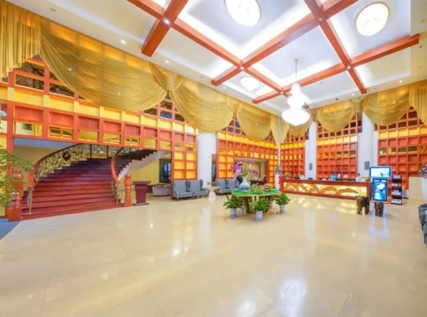 Imagen de los interiores del Hotel Phoenix Hotspring Resort. Foto 17