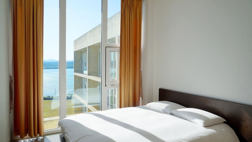 Imagen de la habitación del Hotel Phoenix Island. Foto 15