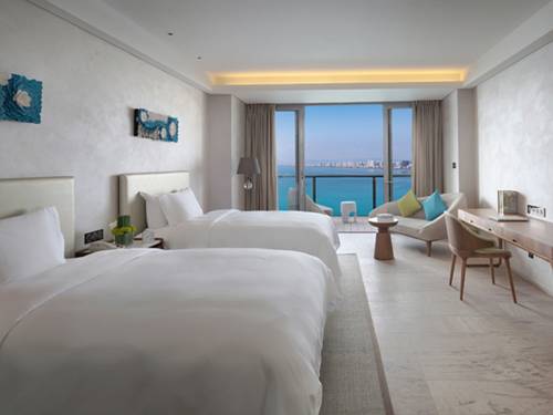 Imagen de la habitación del Hotel Phoenix Island Resort Sanya. Foto 1