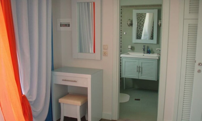 Imagen de la habitación del Hotel Phoenix, L&eacute;ucade. Foto 12