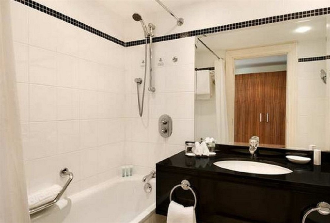 Imagen de la habitación del Hotel Phoenix Legend. Foto 10