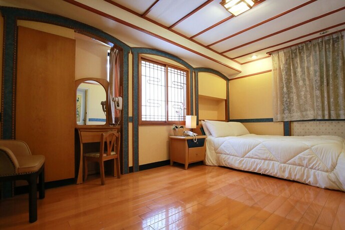 Imagen de la habitación del Hotel Phoenix Pavilion Hot Spring. Foto 17